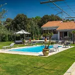 Contessa Ferienhaus *